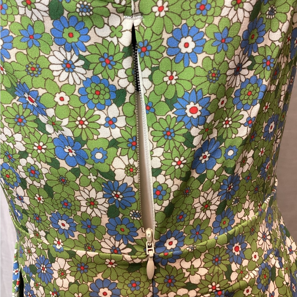 NWT Tory Burch Vintage Bouquet Printed Performance Pleated Golf Dress; Size: S - Picture 8 of 15
